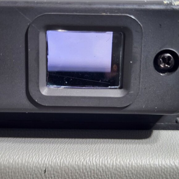 Polaroid Automatic 210 Land Camera With Sylvania Blue Dot Flashbulbs & Manuals - Picture 12 of 12